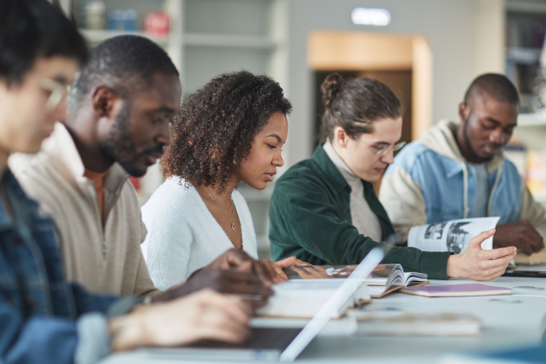University of Newcastle Australia 2026: Guía Completa de Admisión, Aranceles y Rankings para International Students