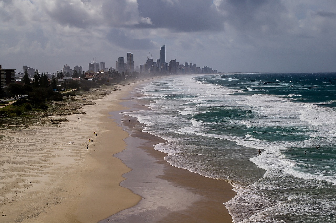 Gold Coast vs Sunshine Coast: Lựa chọn điểm đến du học cho sinh viên Việt Nam