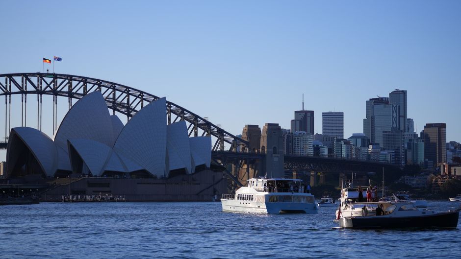 Biaya Hidup Sydney vs Melbourne 2026: Panduan Lengkap untuk Mahasiswa Internasional